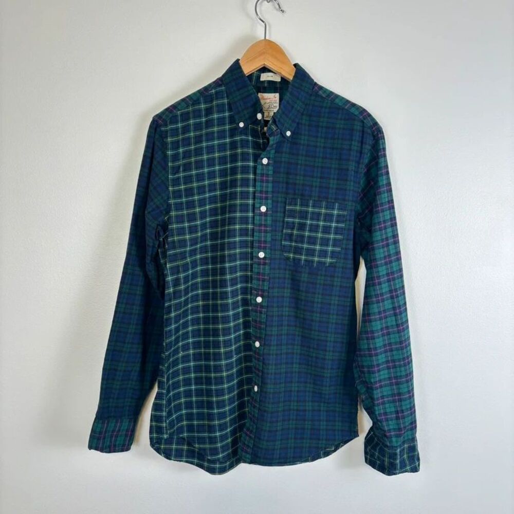J Crew Broken-In Oxford Plaid Shirt Men’s Small Blue Green Button Down BD642
